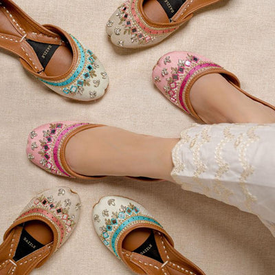 Luxury Juttis-Khussa-kolhapuri-dazzle-by-sarah