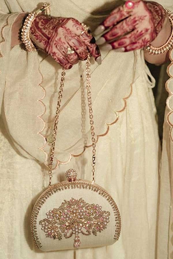 Noor-e-Seher (Clutch)