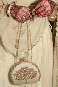 Noor-e-Sehar (Clutch)