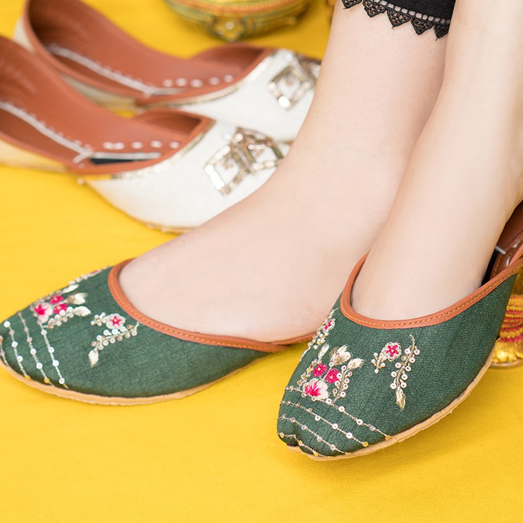 Garden-Khussa-kolhapuri-dazzle-by-sarah