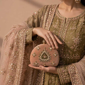 Dilsheen (Clutch)