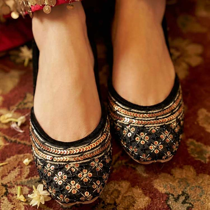 Nashiman (Maroon)