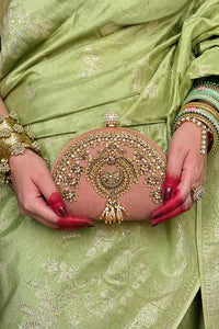 Saira (Clutch)