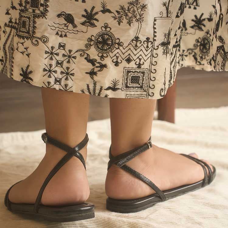 Step (Black) - Dazzle by Sarah