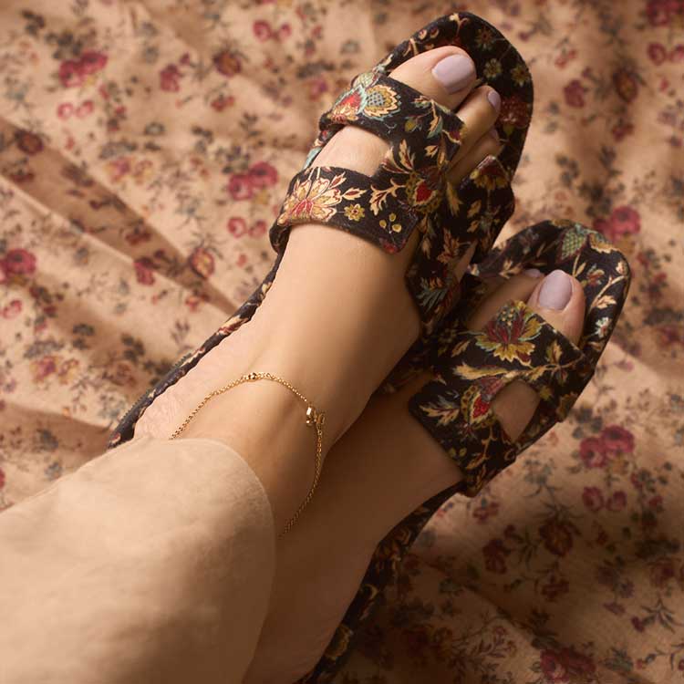 Dusty Floral - Dazzle by Sarah
