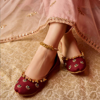 Rekha-Khussa-kolhapuri-dazzle-by-sarah