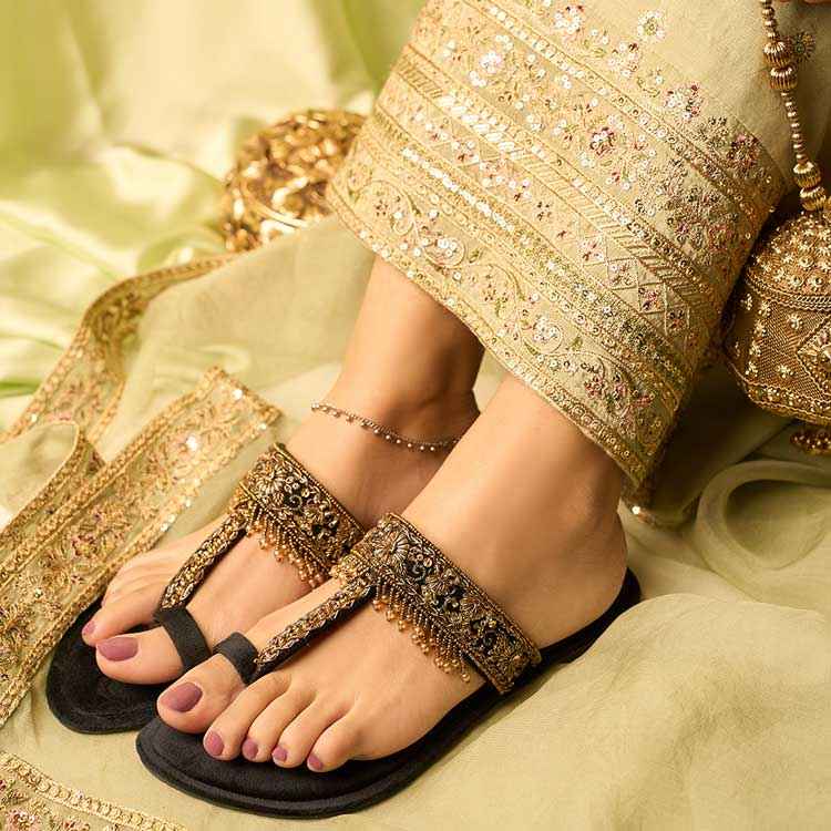 🌑 Midnight Elegance Trio - Manjhli Black, Raya Silver Clutch &amp; Rajghungri Jhumkis - Save PKR 1,270