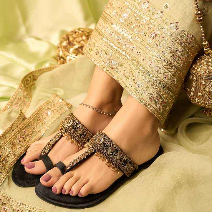 🌑 Midnight Elegance Trio - Manjhli Black, Raya Silver Clutch &amp; Rajghungri Jhumkis - Save PKR 1,270