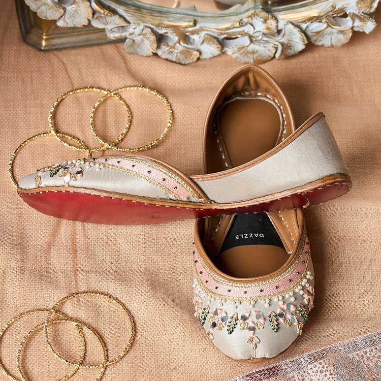 Gauhar - Dazzle by Sarah
