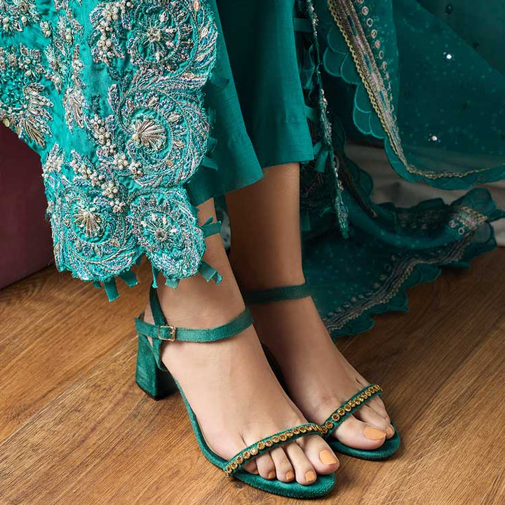 Tajdari - Dazzle by Sarah
