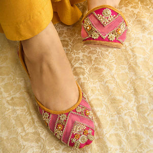 Dil Fareb-Khussa-kolhapuri-dazzle-by-sarah