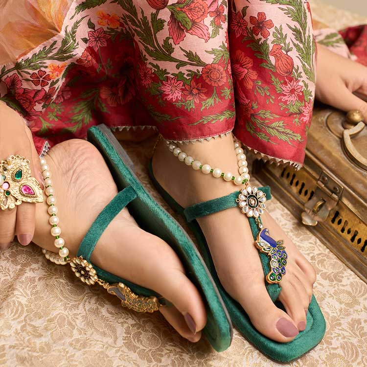 Husna-e-Jahan (Sandals) - Dazzle by Sarah