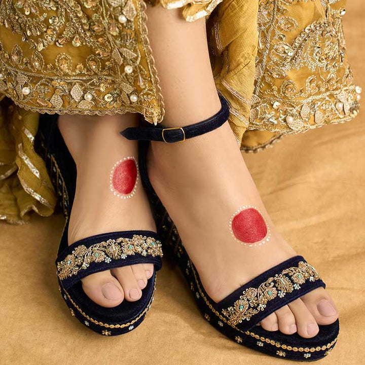 Roshandaaz - Dazzle by Sarah