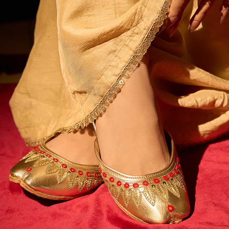 Shabrooz (Golden) - Dazzle by Sarah