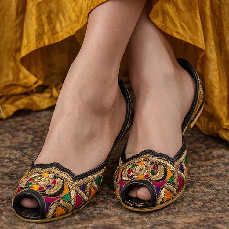 Zarqand - Dazzle by Sarah