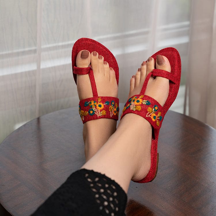 Garnet Kolhapuri-Khussa-kolhapuri-dazzle-by-sarah