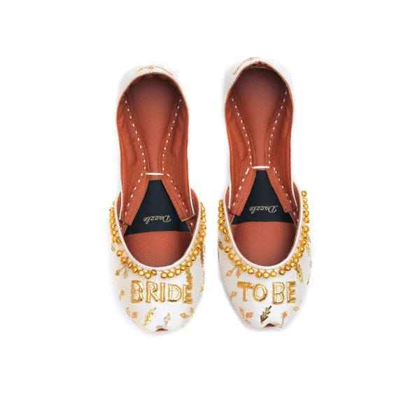 Bride to-be Juttis