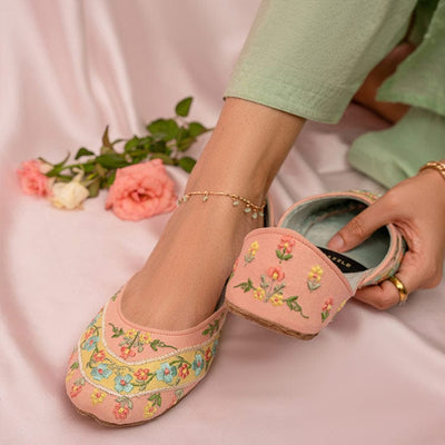 Cotton Candy-Khussa-kolhapuri-dazzle-by-sarah