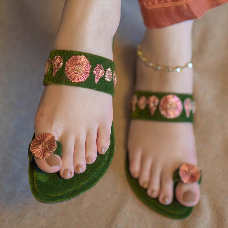 green kohlapuri shoes for women