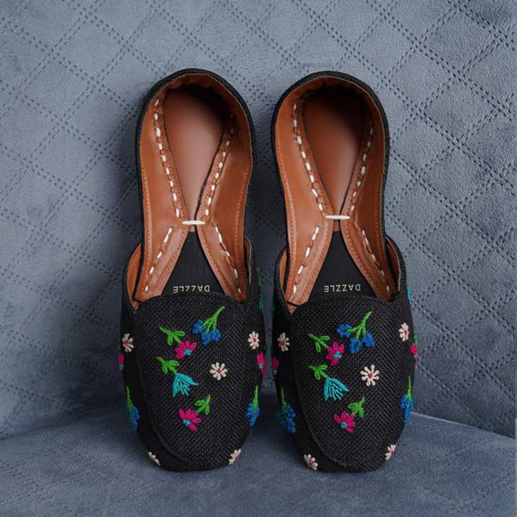 Camilla Loafers-Khussa-kolhapuri-dazzle-by-sarah