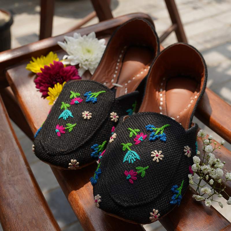 Camilla Loafers-Khussa-kolhapuri-dazzle-by-sarah