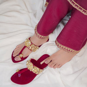 Raani-Khussa-kolhapuri-dazzle-by-sarah