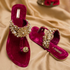 Raani-Khussa-kolhapuri-dazzle-by-sarah