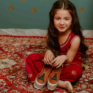 Adele - Kids-Khussa-kolhapuri-dazzle-by-sarah