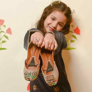 Summertime - Kids-Khussa-kolhapuri-dazzle-by-sarah