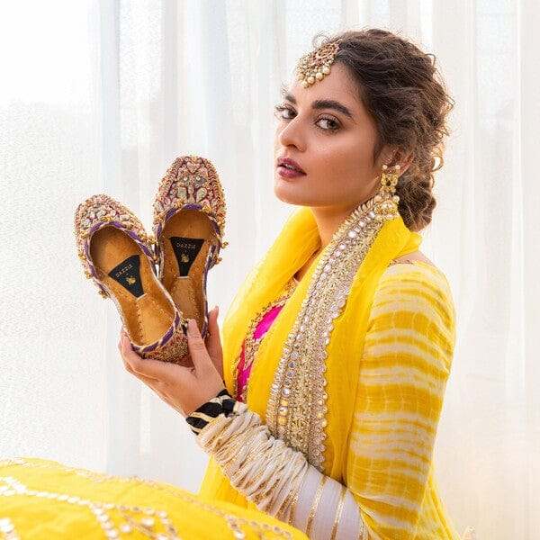 Minal Khan | Pakistani Celebrities Fancy Ladies Shoes